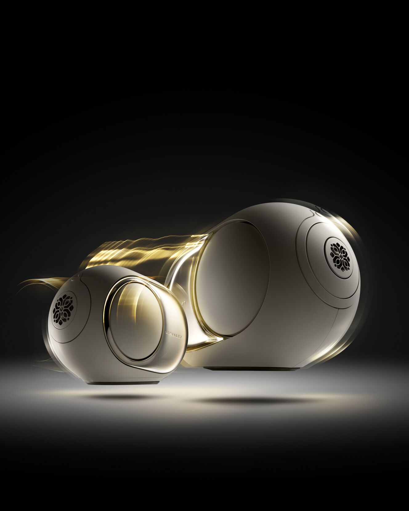Header-Visual_Devialet Phantom Ultimate_Product_01_RANGE_LP_4x5