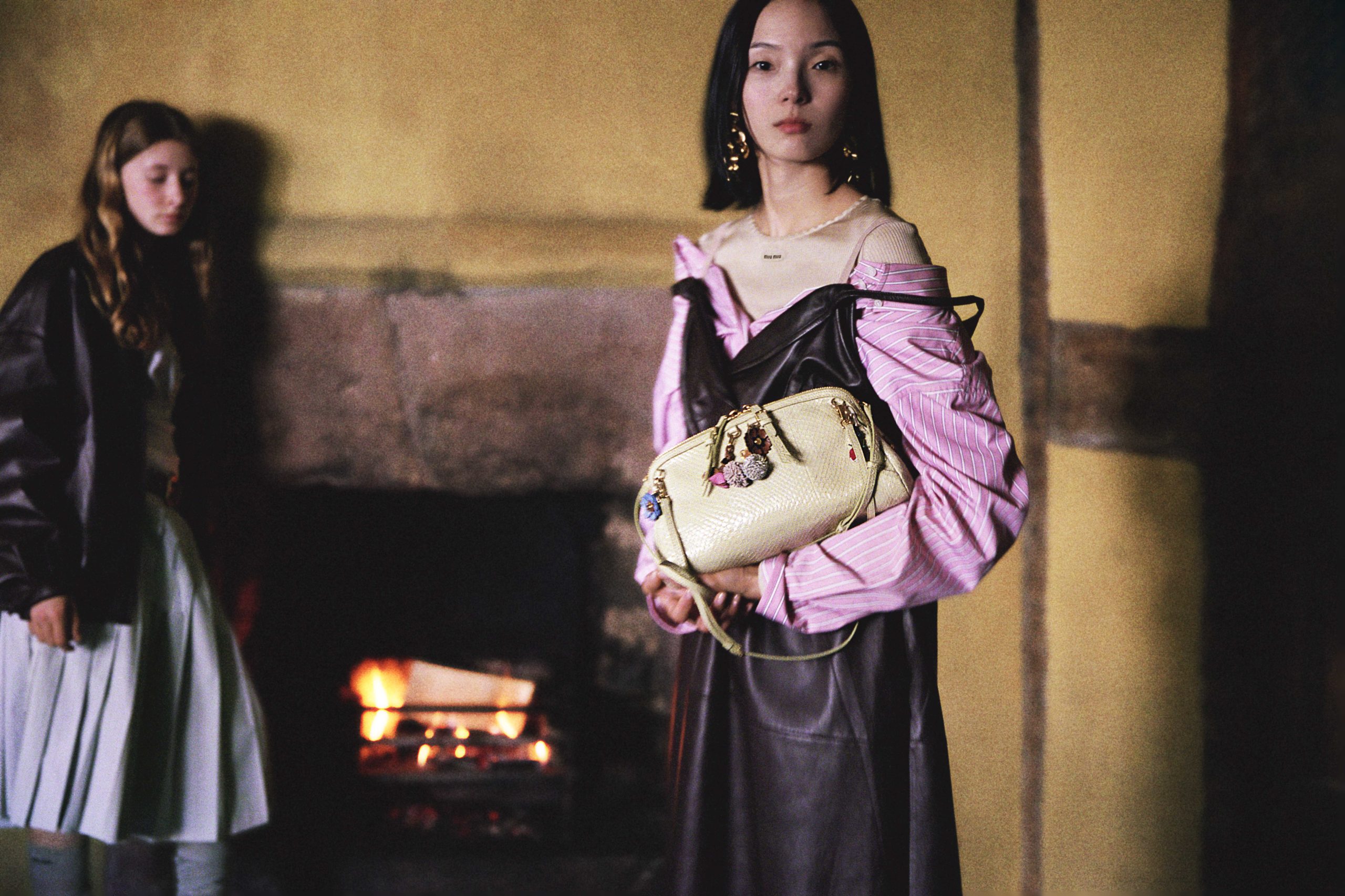 Miu Miu_Holiday Campaign_2025_Ju Xiaowen and Viola Sharp