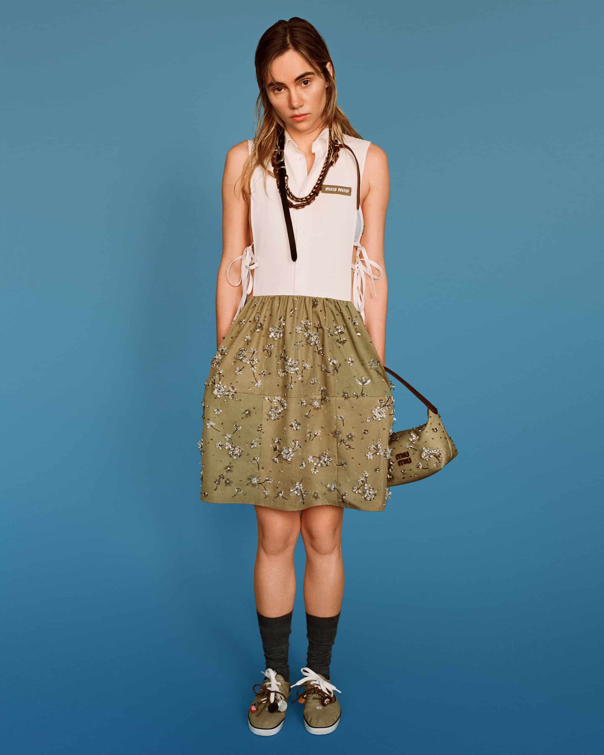 MM26_Campaign_Upcycled_Photo_Look_Derived_L01_NoLogo_4x5_150dpi