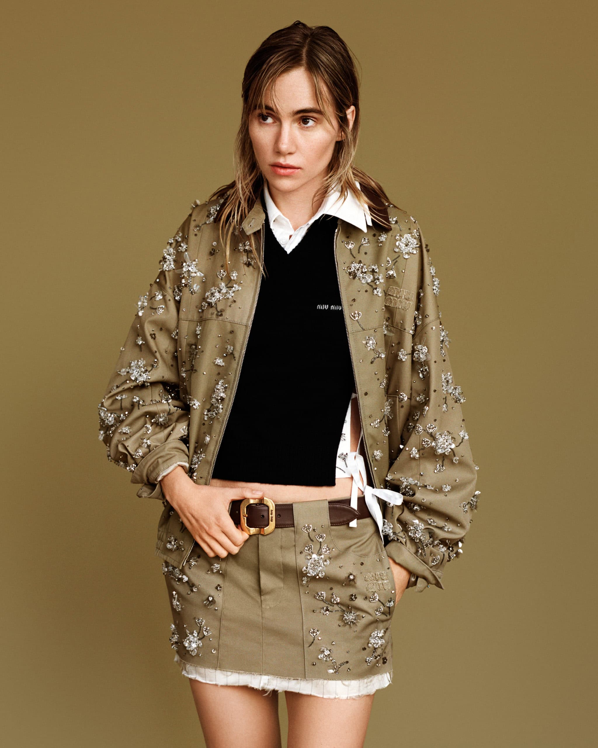 MM26_Campaign_Upcycled_Photo_Look_Derived_L06_NoLogo_4x5_150dpi