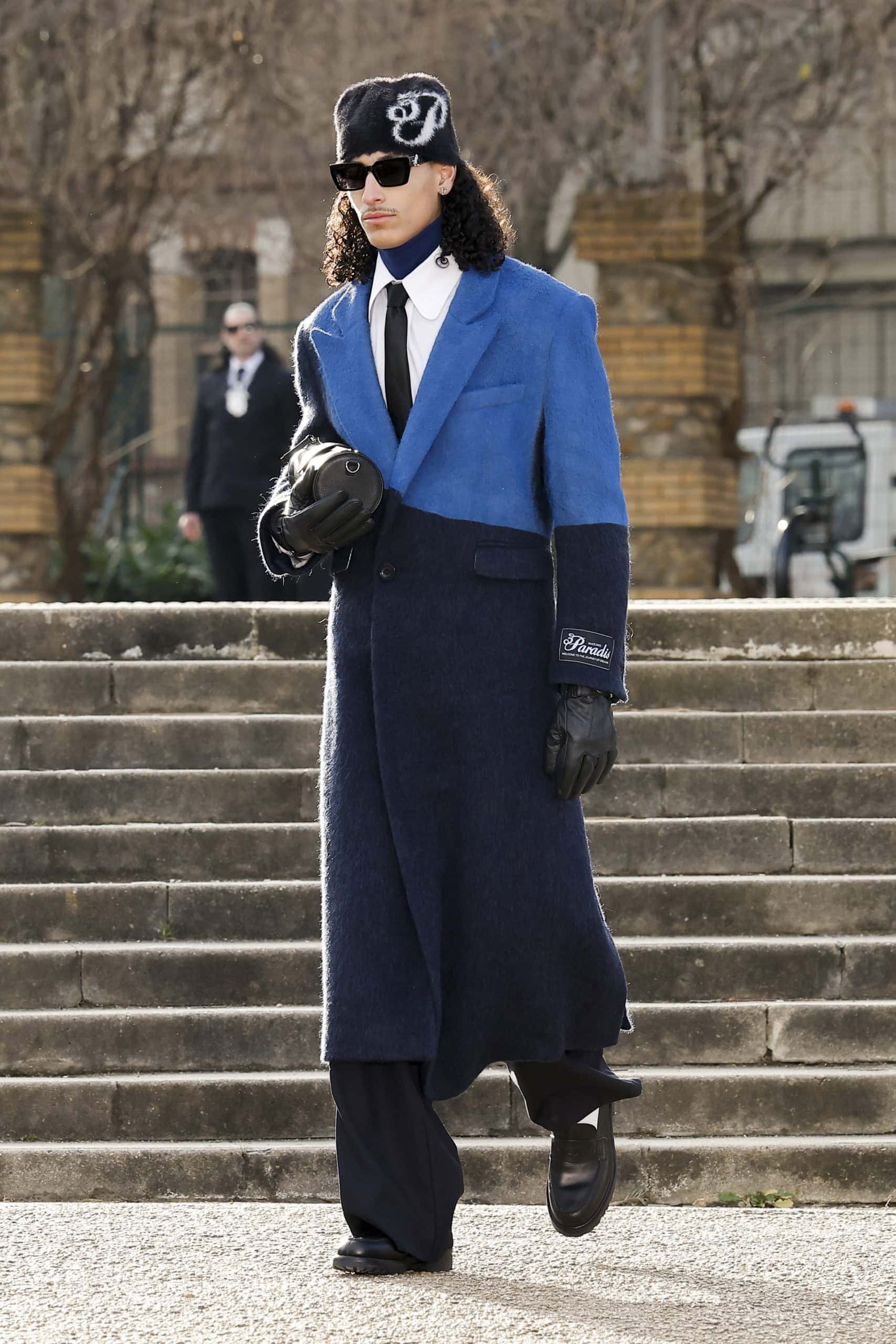 Model on the catwalk at the 3Paradis fashion show in Paris, Fall Winter 2026 Menswear Fashion Week, Runway Look #010