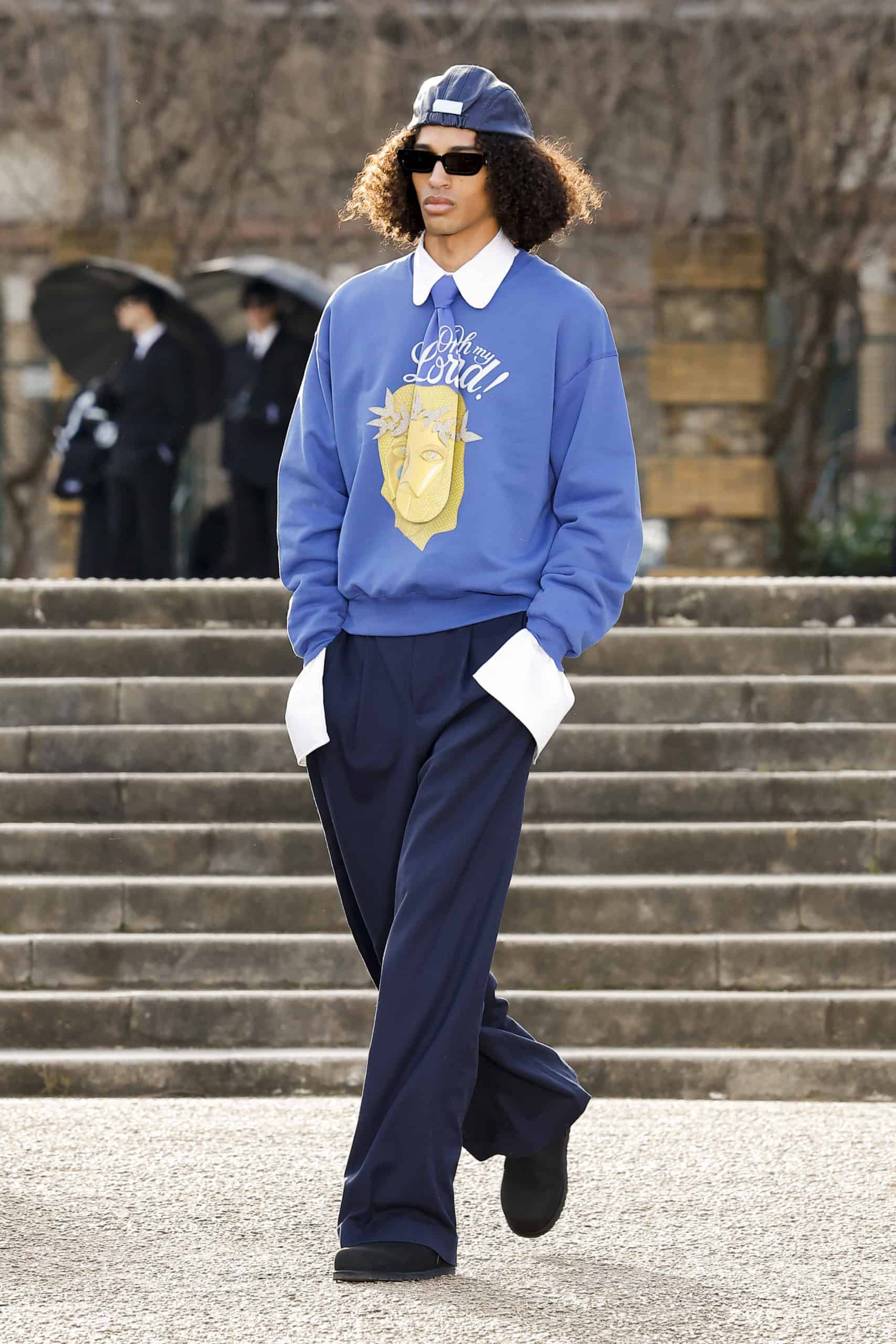 Model on the catwalk at the 3Paradis fashion show in Paris, Fall Winter 2026 Menswear Fashion Week, Runway Look #012